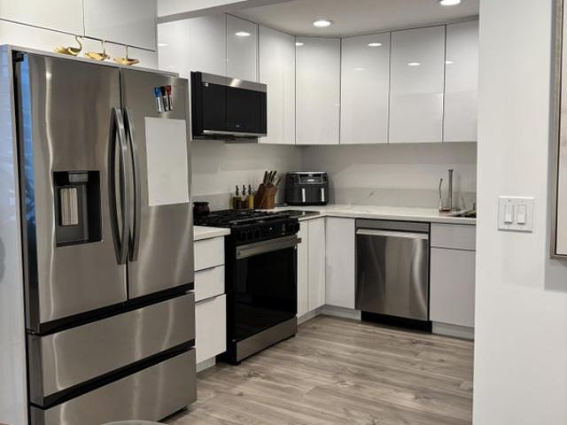 Room for rent in Canoga Park, California
