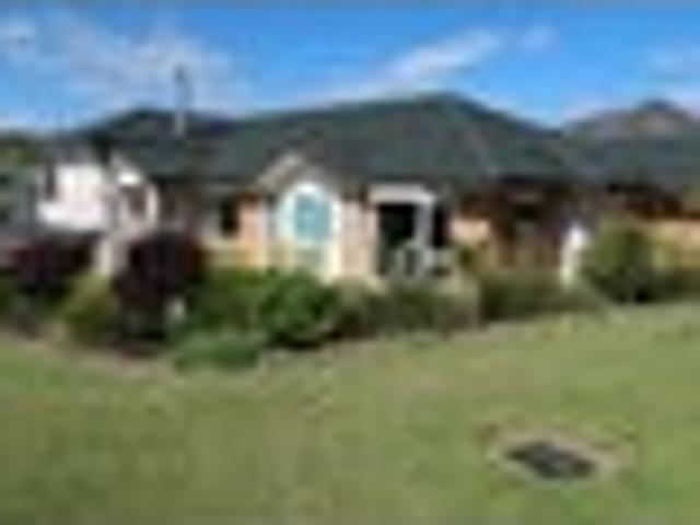 House for sale in Sunny Heights, Hibiscus and Bays