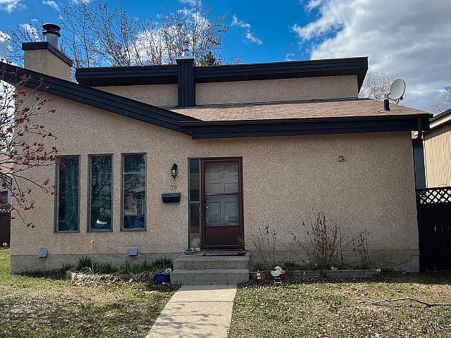 House for sale in St. Albert