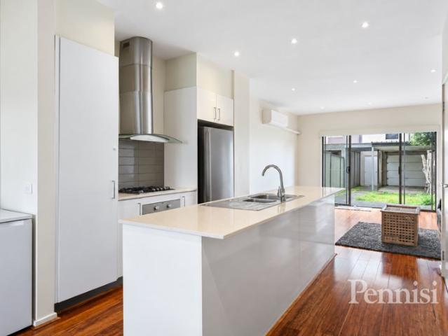 Townhouse for sale in Camerons Creek, Victoria
