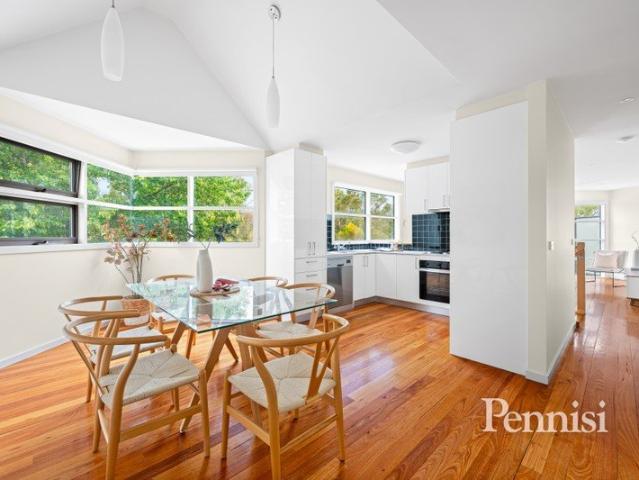 Townhouse for sale in Camerons Creek, Victoria