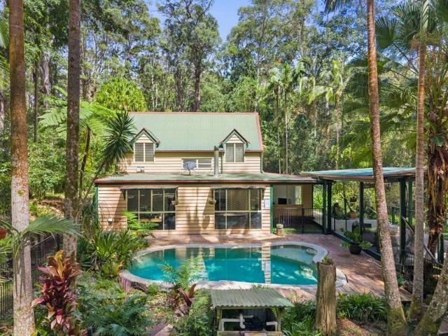 Cottage for sale in Kings Creek, Queensland