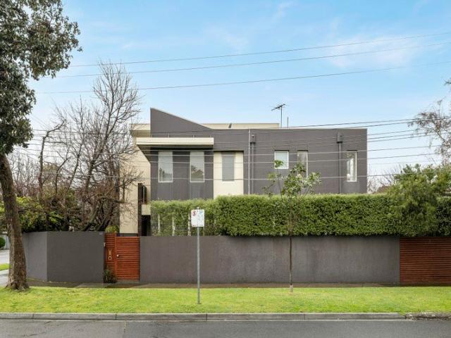 Townhouse for sale in Camerons Creek, Victoria