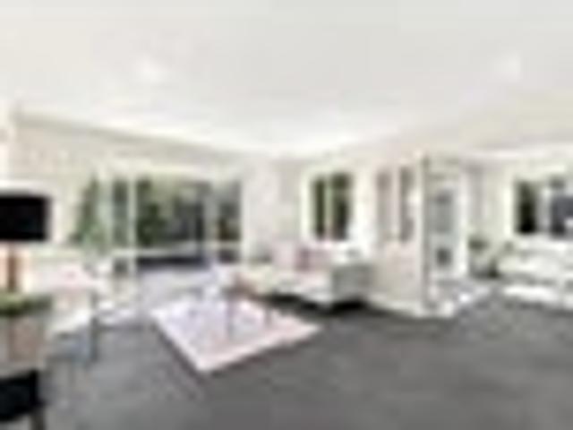 House for sale in Chaslands, Canterbury