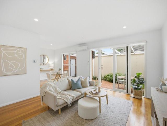 Townhouse for rent in Camerons Creek, Victoria