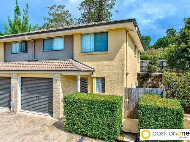 Townhouse for rent in Petrie, Greater Brisbane