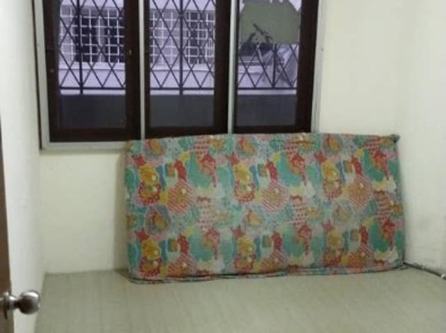 Room for rent in Langat, Selangor