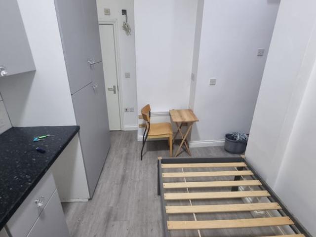 Studio for rent in Tottenham Hale, Greater London