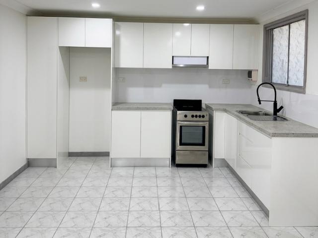 Granny Flat for rent in Sydney, New South Wales