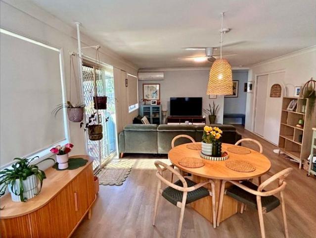 Townhouse for rent in Toombul, Queensland
