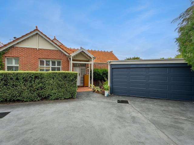 Apartment for rent in Armadale, Melbourne