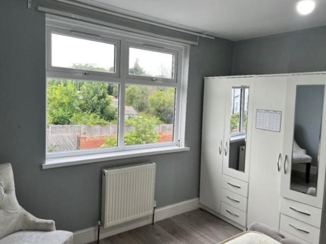 Studio for rent in Wealdstone, Greater London