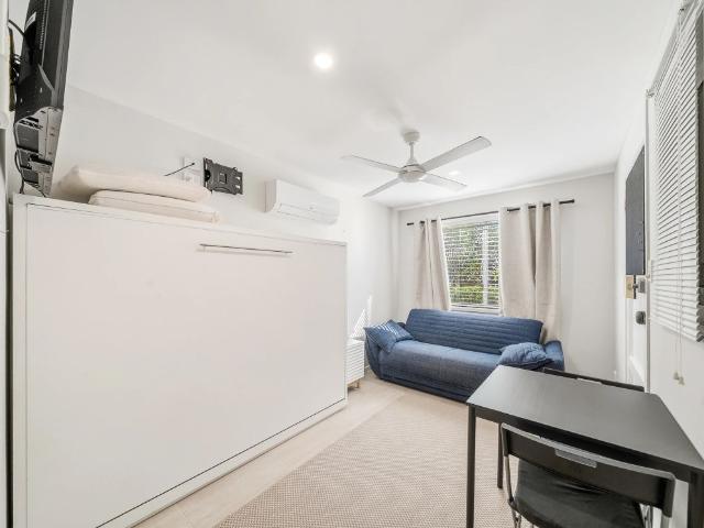 Granny Flat for rent in Toombul, Queensland