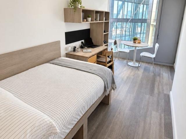 Studio for rent in Bermondsey Village, Greater London