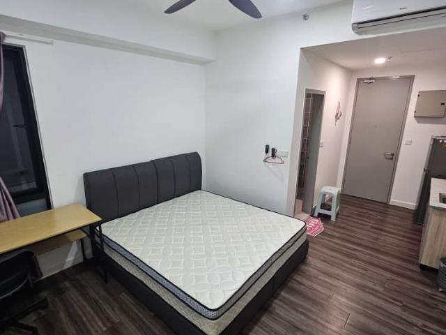 Room for rent in Petaling, Alam Impian