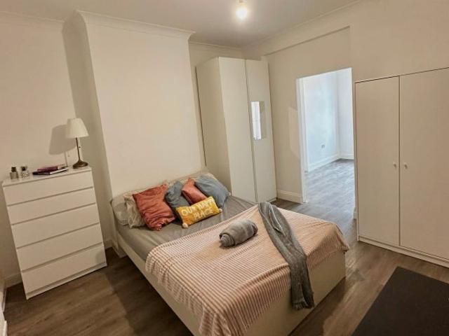 Studio for rent in London Borough of Ealing, Greater London