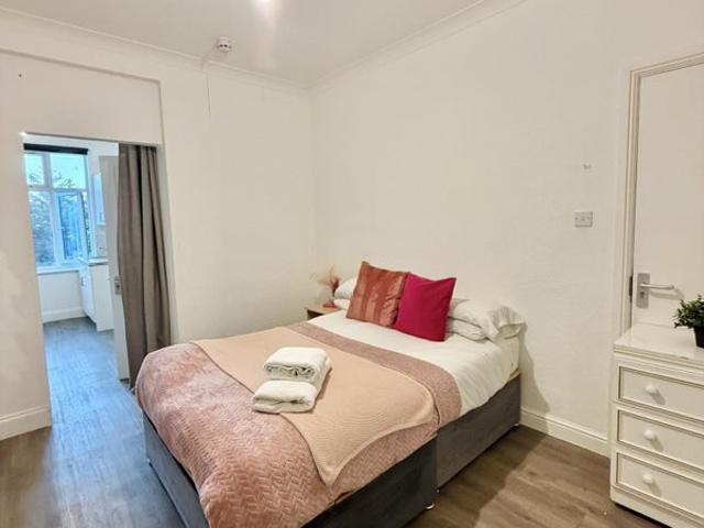 Studio for rent in London Borough of Ealing, Greater London