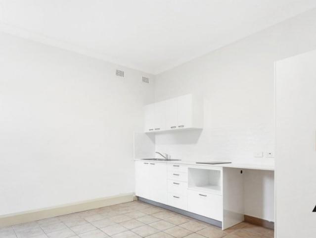 Granny Flat for rent in Sydney, New South Wales