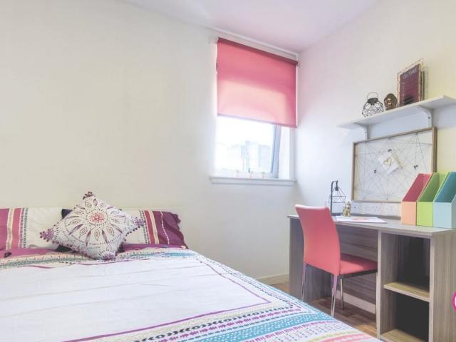 Studio for rent in Blythswood Holm, Glasgow
