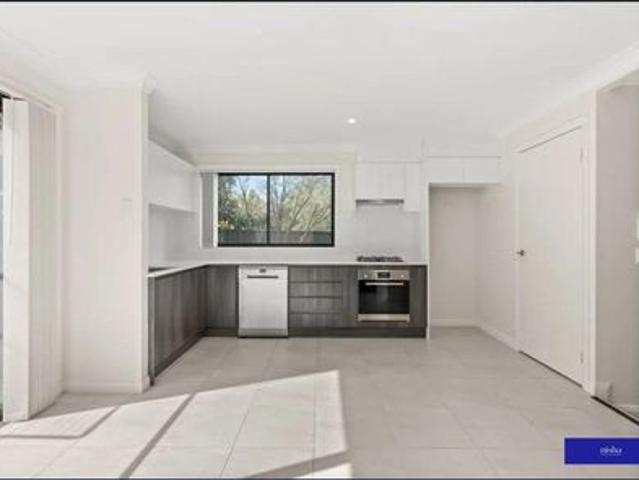 Townhouse for rent in Ambergate, New South Wales
