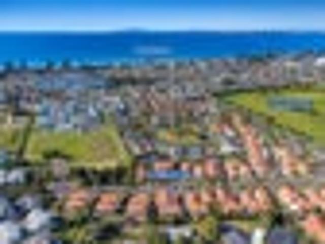 Townhouse for sale in Whangaparaoa, Oroua County