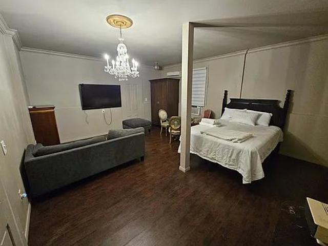Room for rent in Tustin, California