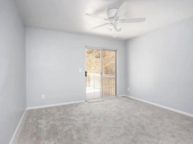 Room for rent in Canyon Lake, California