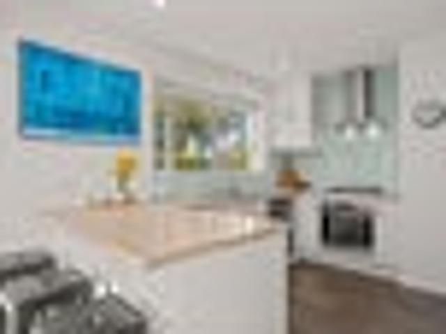 House for sale in Chaslands, Canterbury