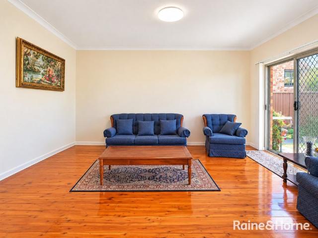 House for rent in Eastlakes, Sydney