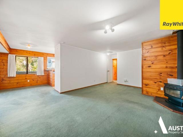 House for rent in Oratia