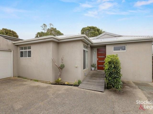 Apartment for sale in Cowes, Victoria