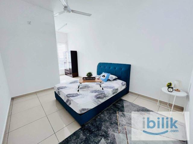 Room for rent in Sendayan Village, Negeri Sembilan