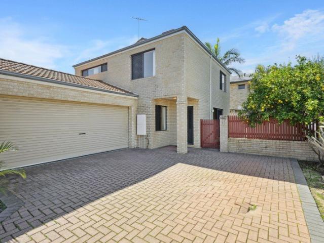 Townhouse for rent in Stirling, Western Australia