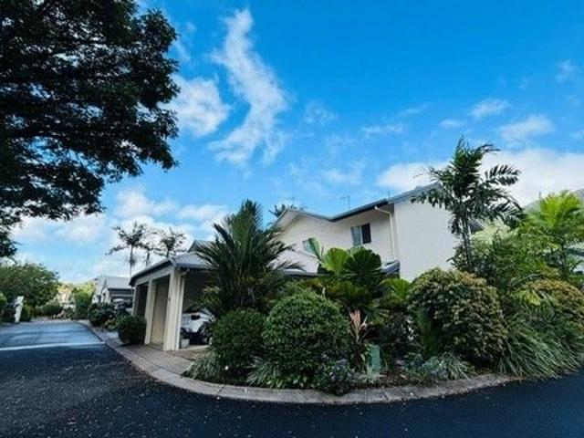 Townhouse for sale in Cairns, Queensland