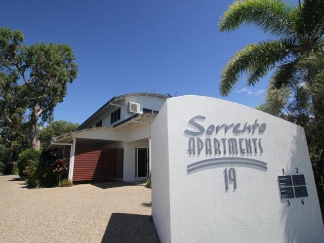 Townhouse for rent in South Mission Beach, Queensland