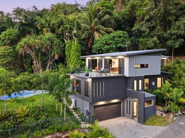 House for sale in Palm Cove, Queensland