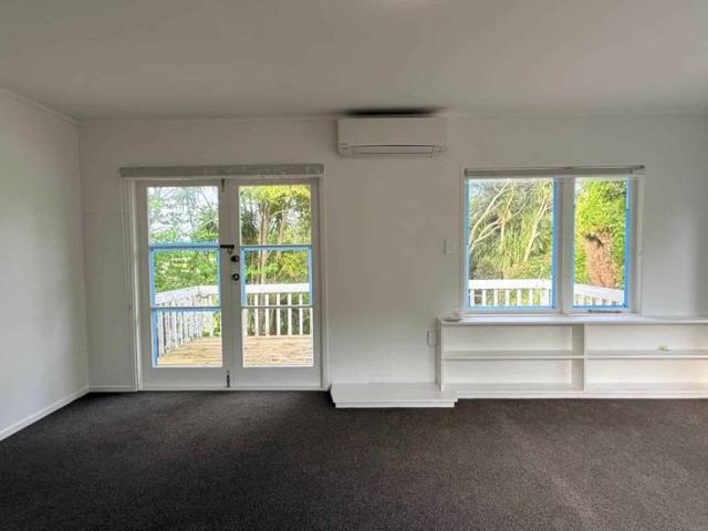 House for rent in Birkdale, Kaipātiki