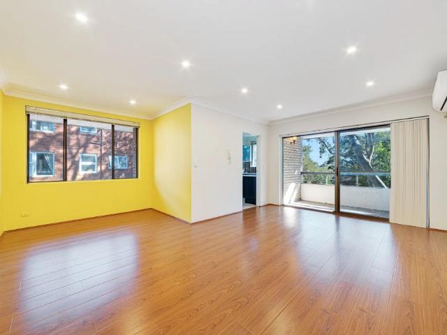 Apartment for rent in Lower North Shore, Sydney