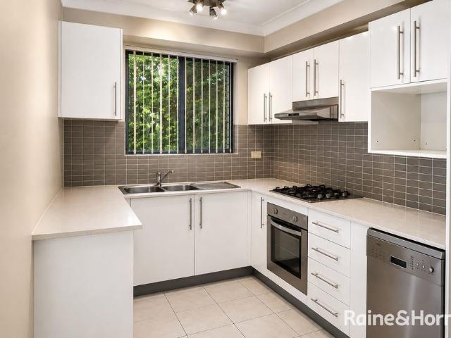 Townhouse for rent in Sydney, New South Wales