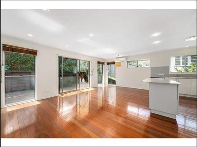 Apartment for rent in Indooroopilly, Greater Brisbane