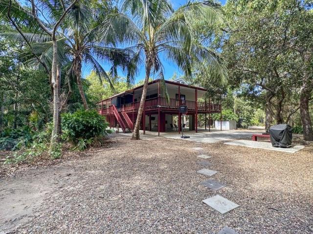 House for sale in Horseshoe Bay, Queensland