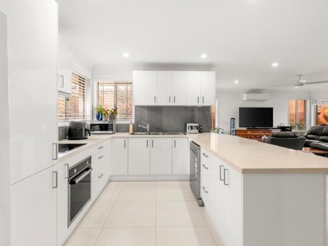 Villa for sale in Sutherland, New South Wales