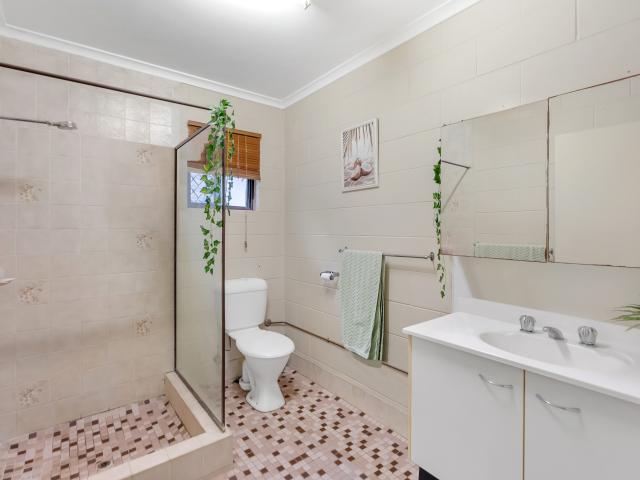 Villa for sale in Bungalow, Queensland