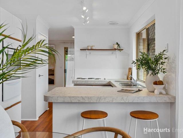 Villa for sale in Stirling, Western Australia