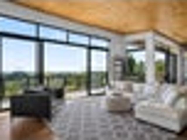 House for sale in Awhitu