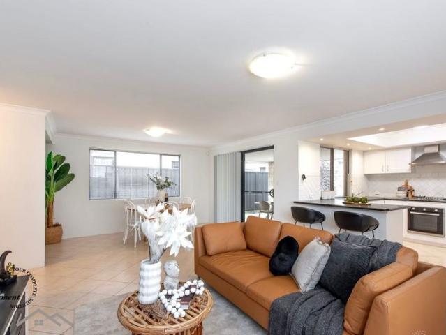 Townhouse for rent in Rivervale, Western Australia