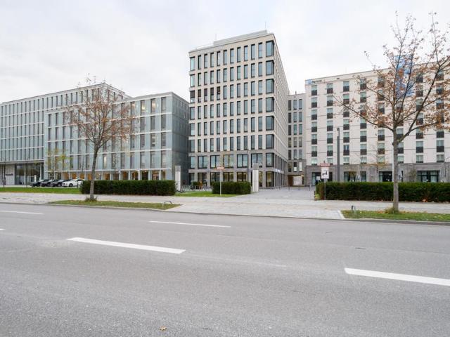 Gewerbe mieten in Milbertshofen-Am Hart, München