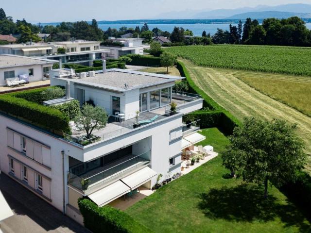 Haus kaufen in Coppet, Waadt
