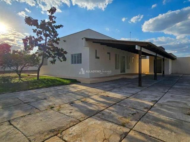 Casa venda em Região Geográfica Imediata do Distrito Federal, Região Integrada de Desenvolvimento do Distrito Federal e Entorno