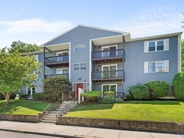 Condo for sale in Woonsocket, Rhode Island